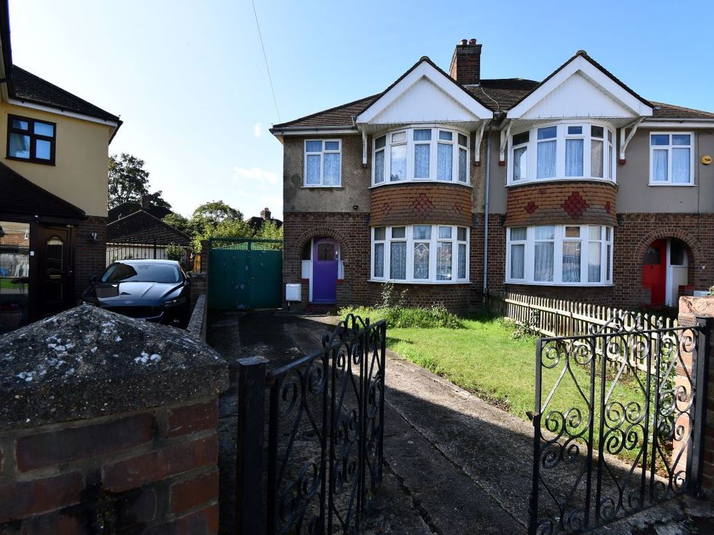 3 bed semidetached house for sale in 7 Harewood Road, Bedford