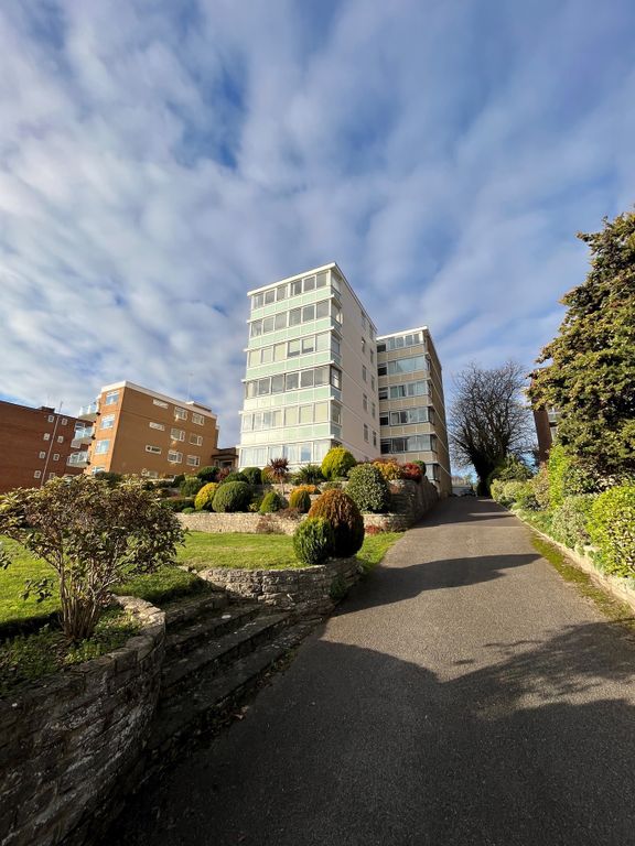 2 bed flat to rent in Parkstone Road, Poole BH15 Zoopla