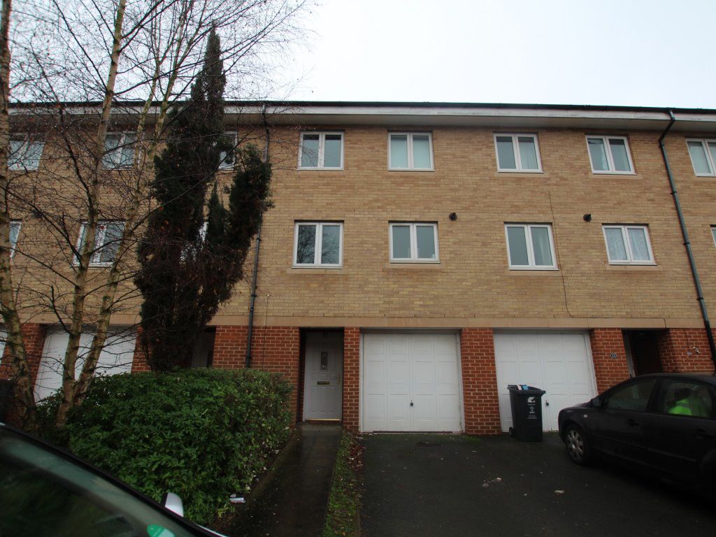 3 bed property to rent in Padstow Road, Swindon SN2 Zoopla