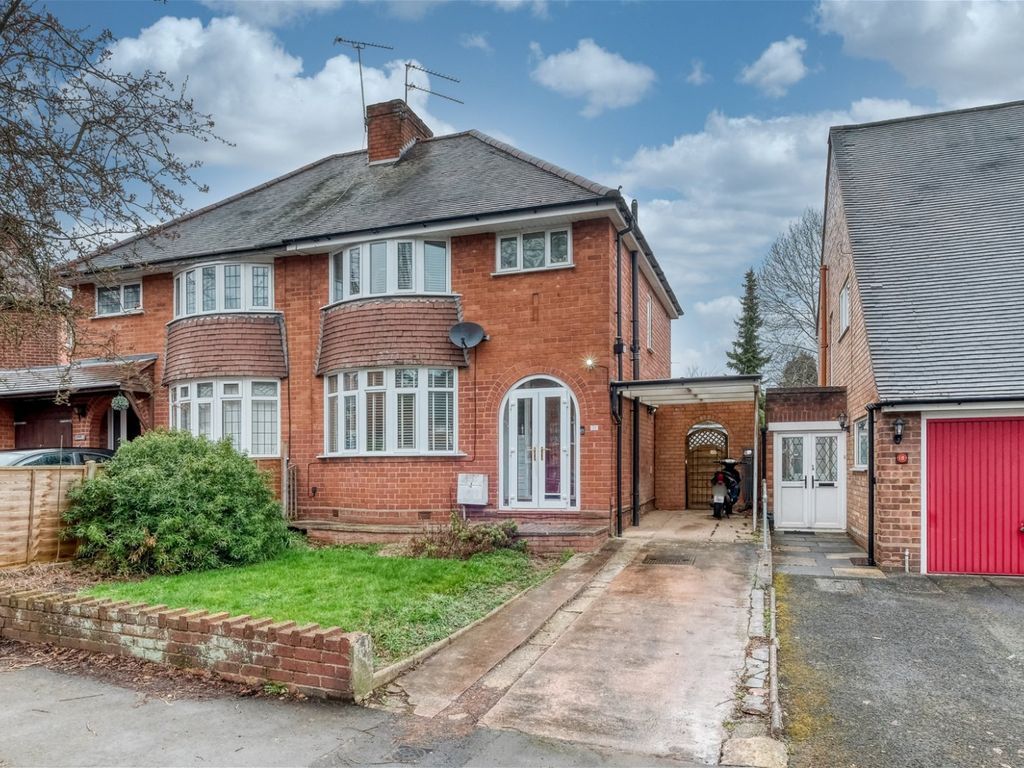 3 bed semidetached house for sale in Oakenshaw Road, Greenlands