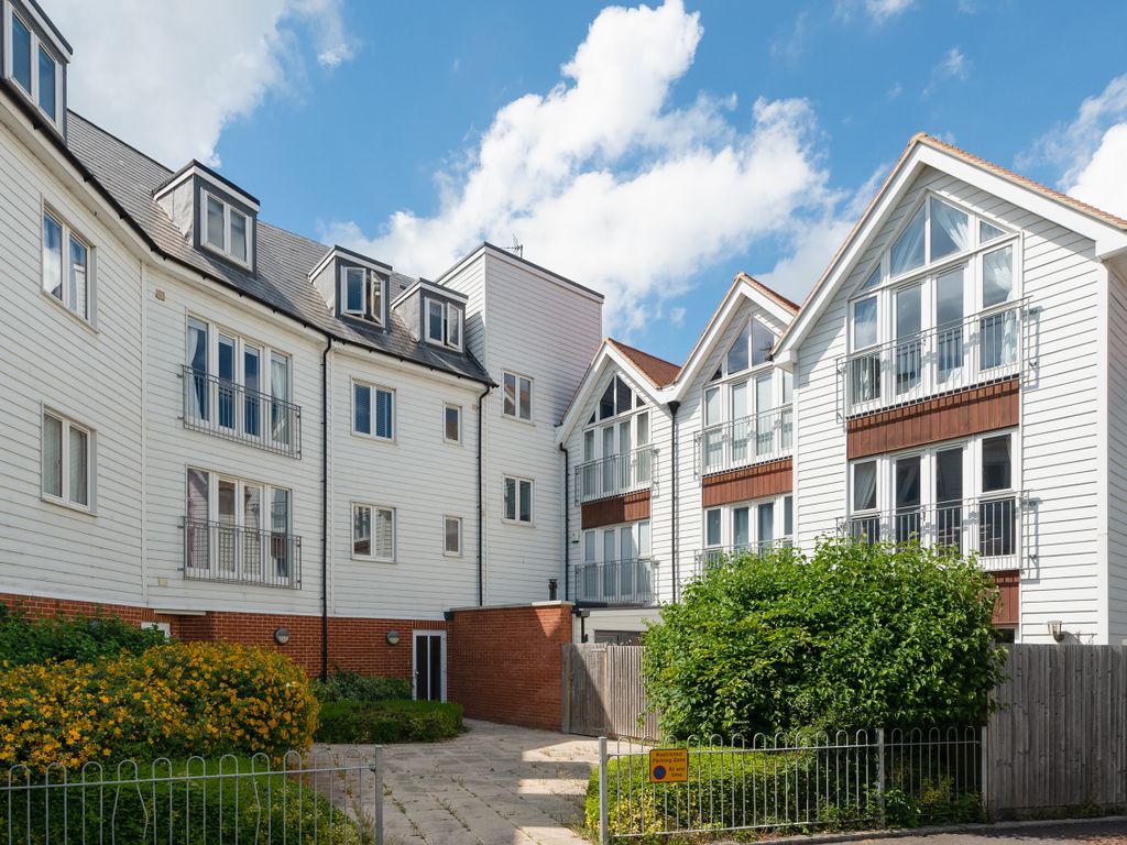 2 bed flat for sale in Regent Street, Whitstable CT5 Zoopla