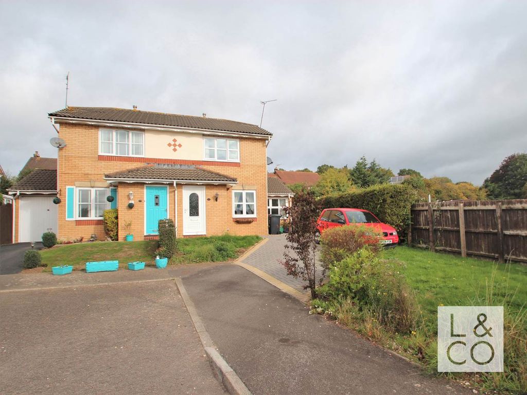 2 bed semidetached house to rent in Bramley Close, Langstone, Newport