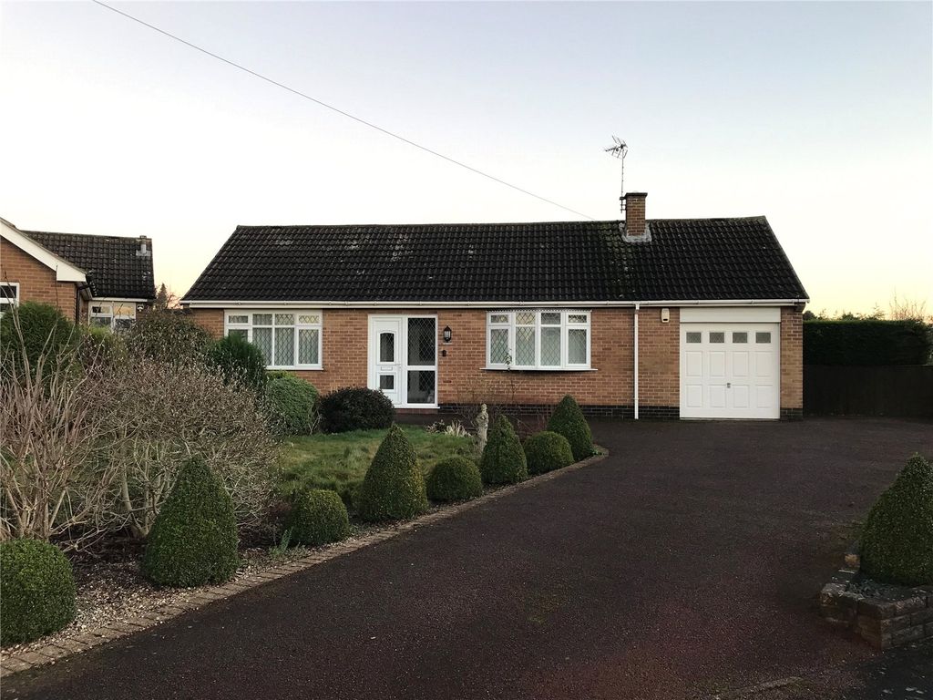 2 bed bungalow for sale in Bannels Avenue, Littleover, Derby DE23 Zoopla