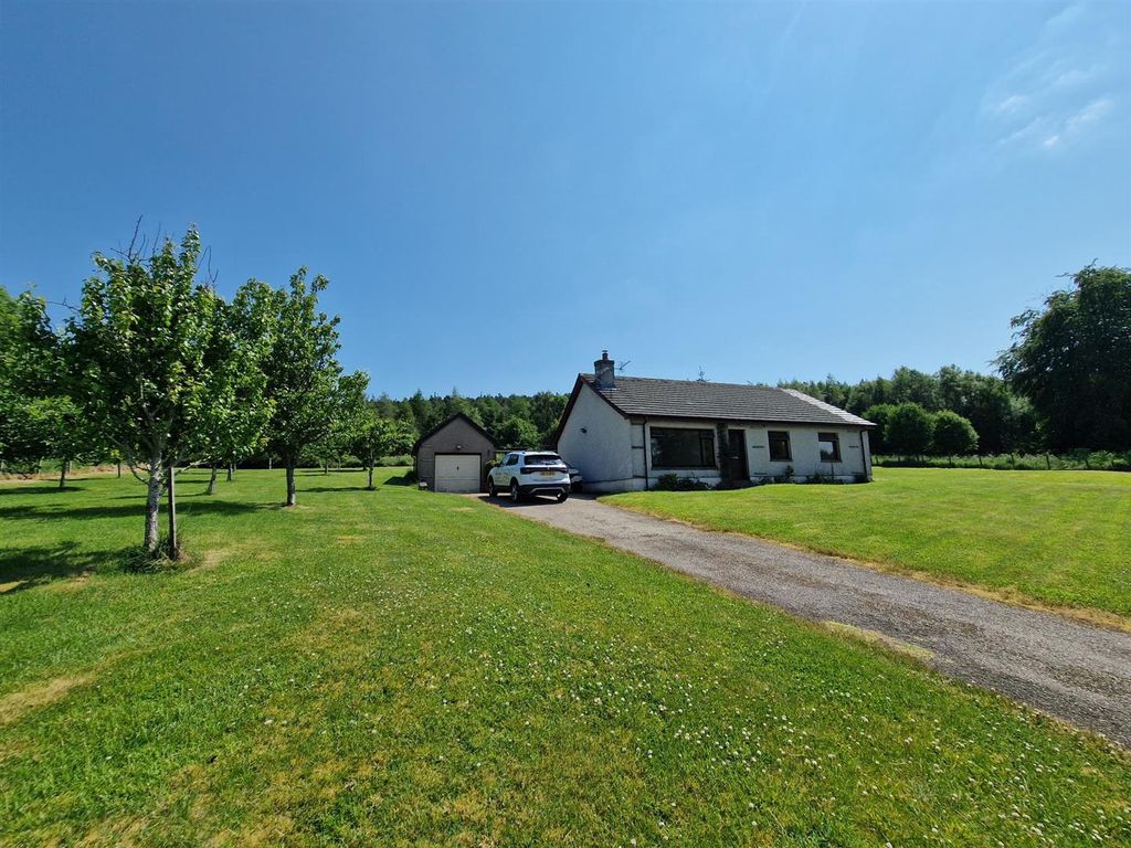 3 bed bungalow for sale in Mulben, Keith AB55, £260,000 Zoopla