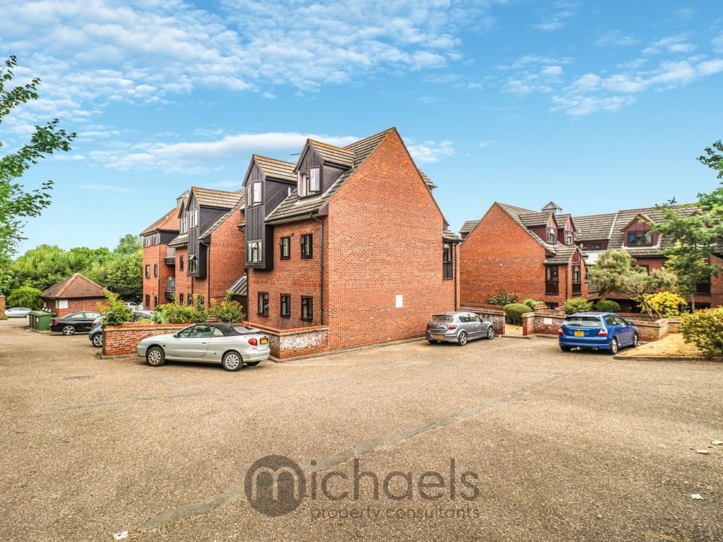 2 bed flat for sale in Brook Street, Colchester CO1 Zoopla