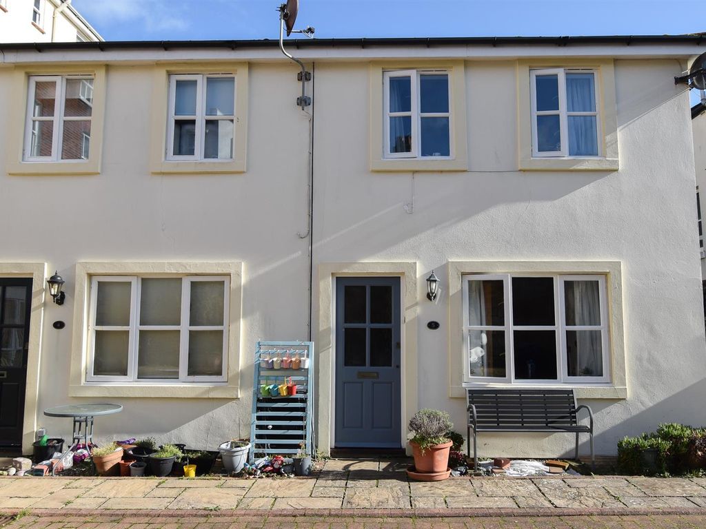 2 bed end terrace house for sale in North Street, St. LeonardsOnSea