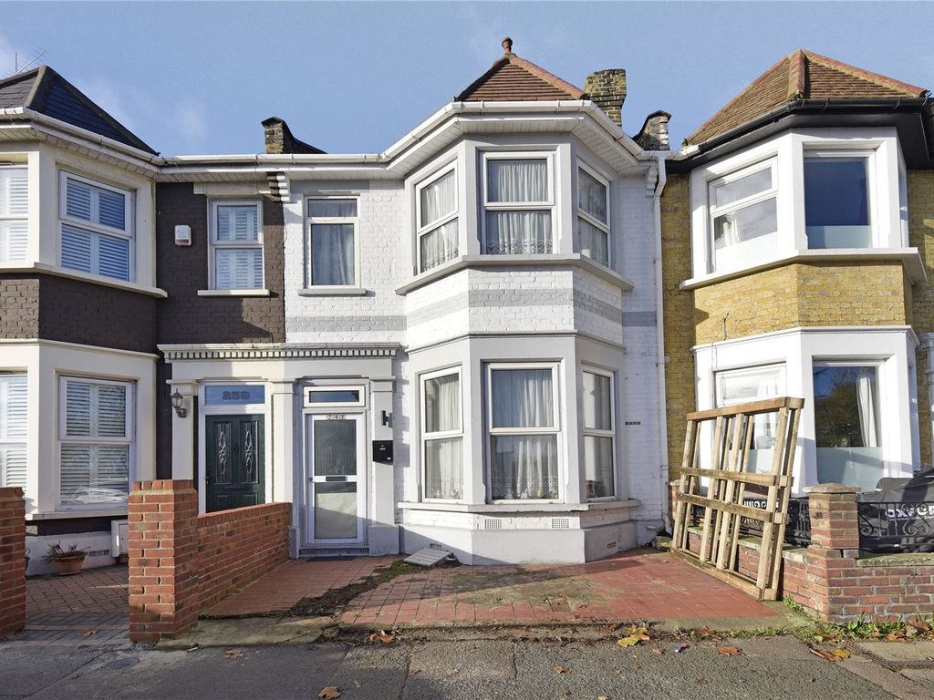 Chingford Road Chingford London E17  