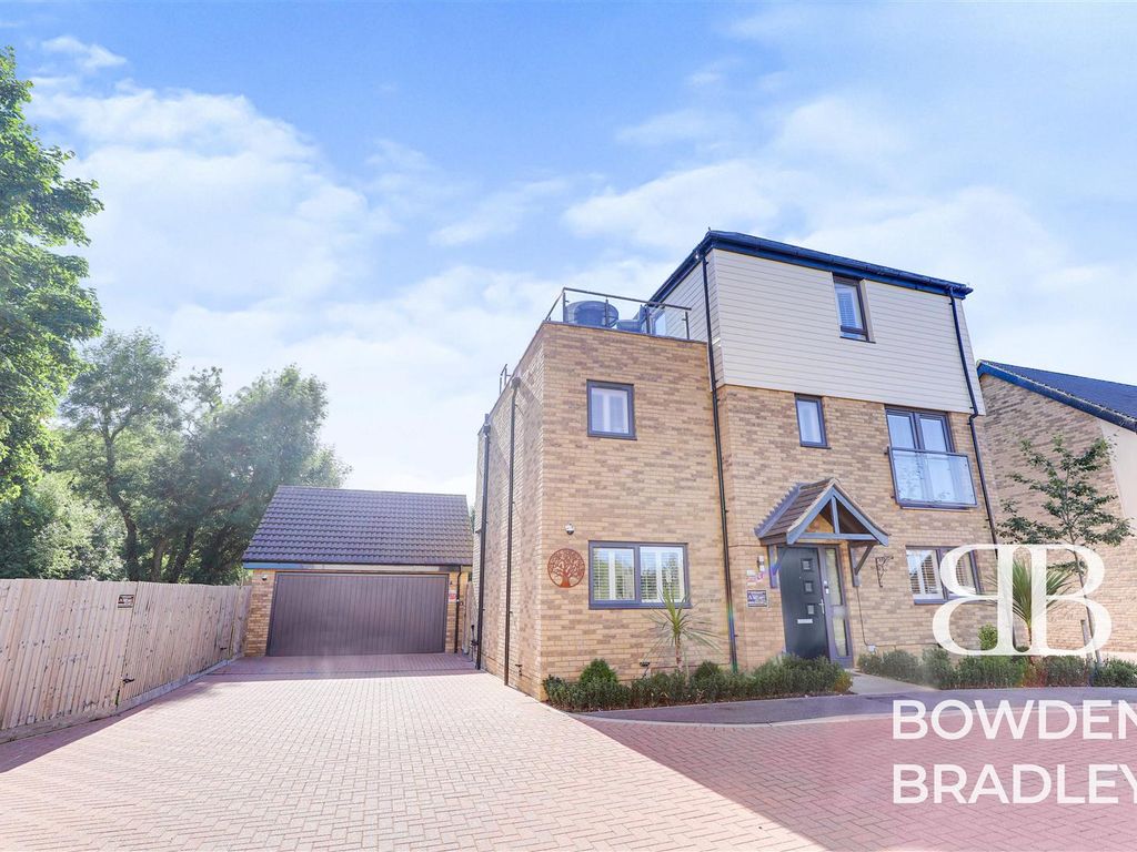 5 bed detached house for sale in Park View, Chigwell IG7 Zoopla