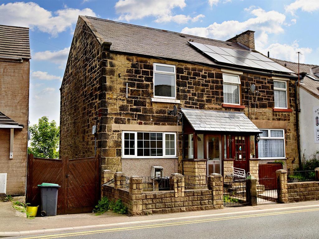 2 bed end terrace house for sale in High Street, Coedpoeth, Wrexham