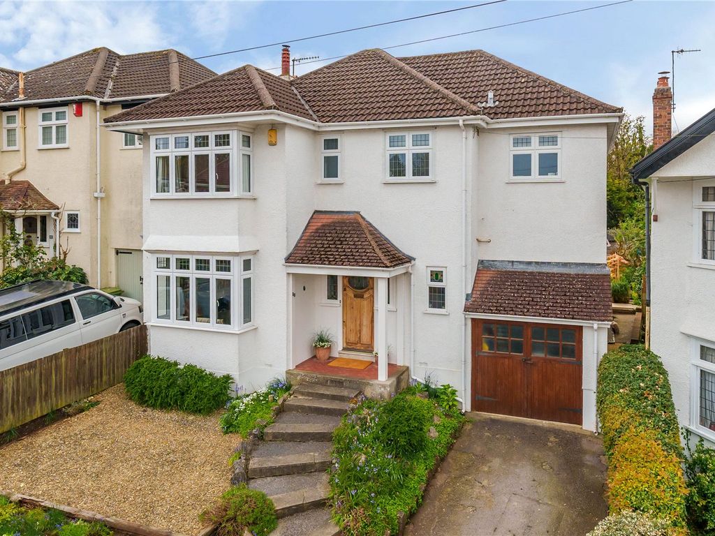 5 bed detached house for sale in Cranleigh Gardens, Stoke BS9, £