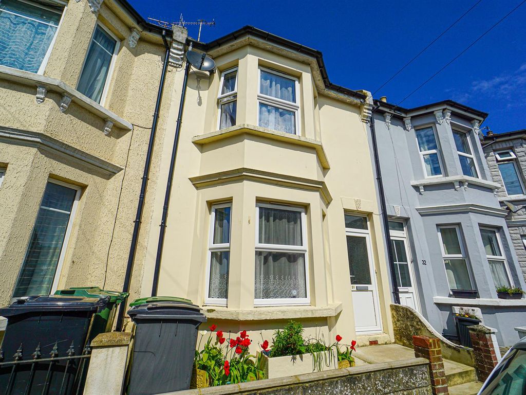 3 bed terraced house for sale in Grove Road, Hastings TN35, £250,000