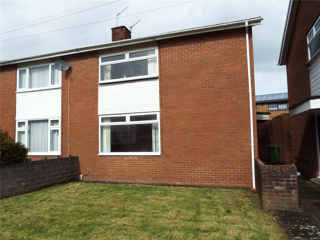 3 bed detached house for sale in Bracken Place, Fairwater, Cardiff CF5