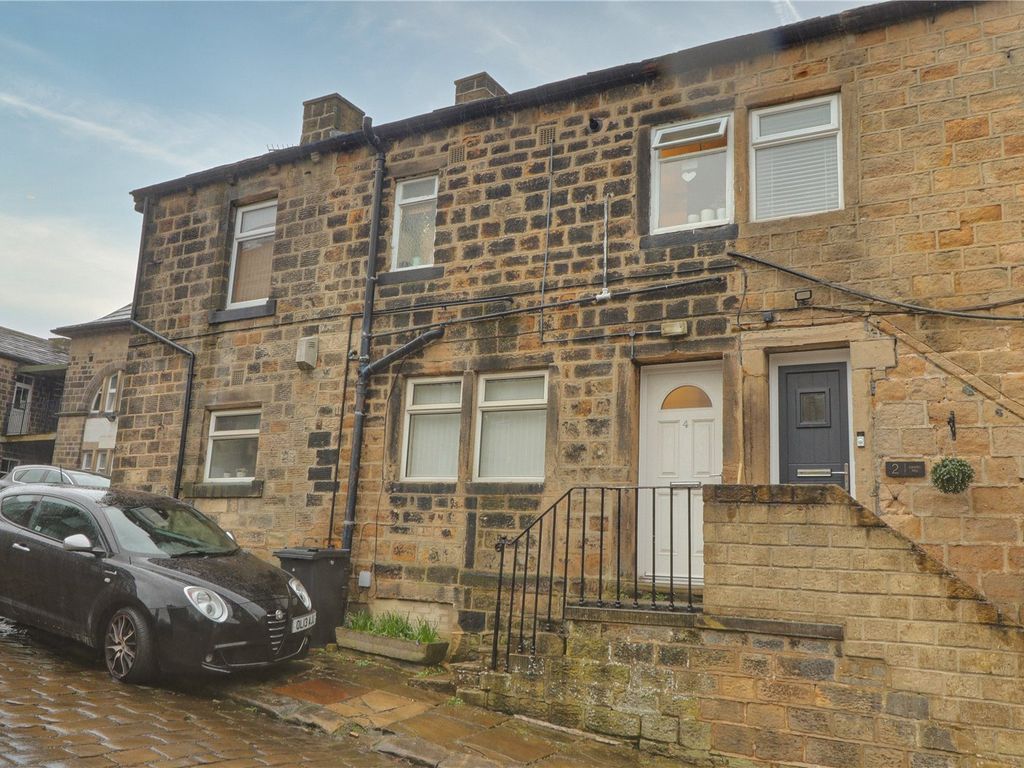 2 bed flat for sale in Chapel Hill, Yeadon, Leeds, West Yorkshire LS19