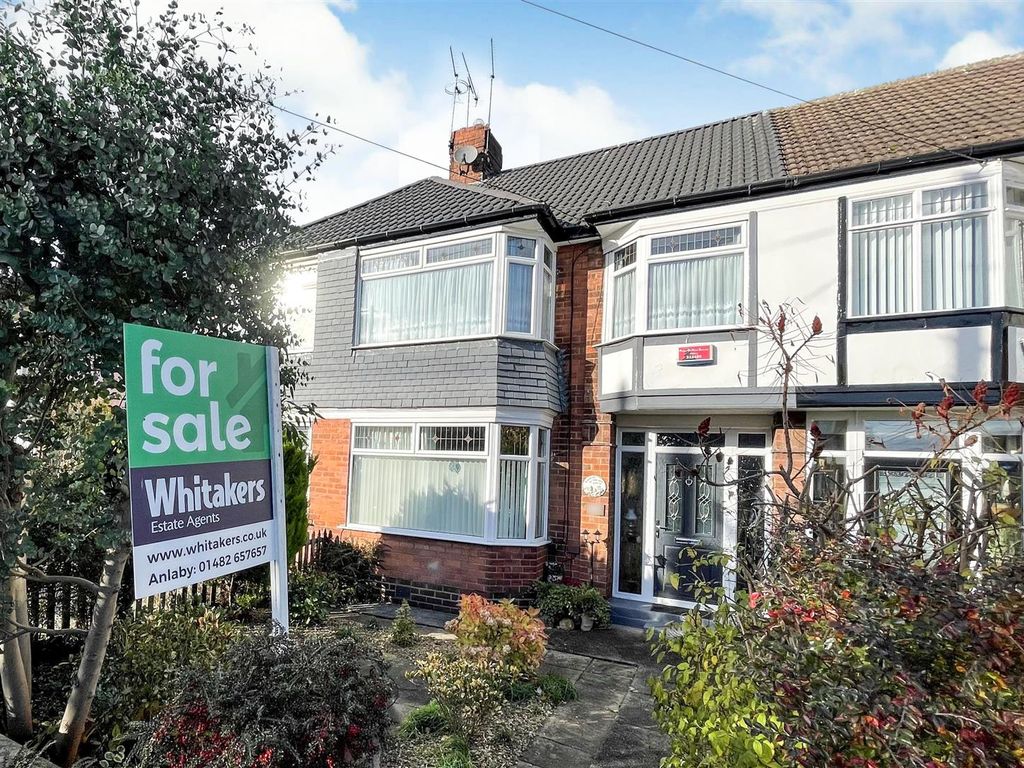 3 bed terraced house for sale in Maple Avenue, Willerby, Hull HU10, £