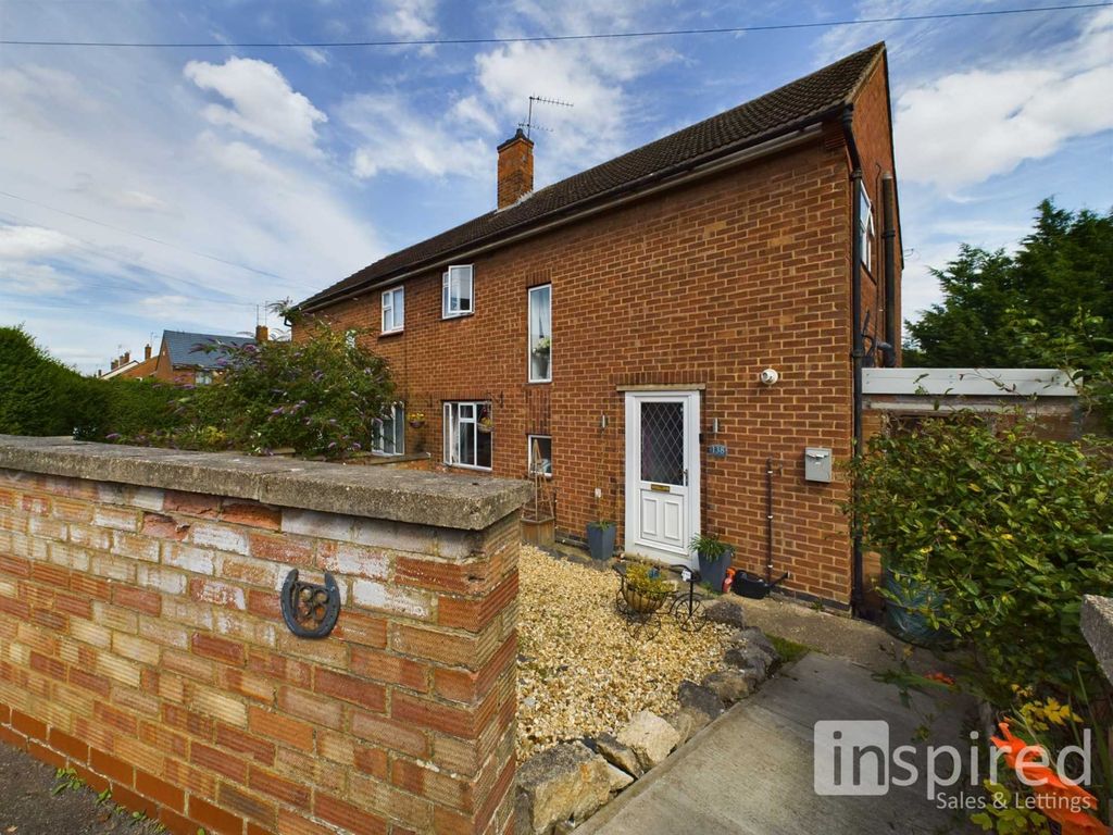 3 bed semidetached house for sale in Windsor Road, Wellingborough NN8