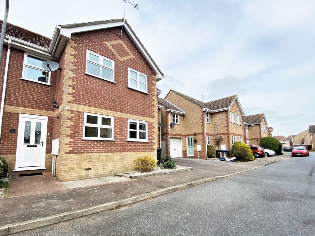 2 bed terraced house to rent in Drew Lane, Walmer CT14, £1,200 pcm Zoopla