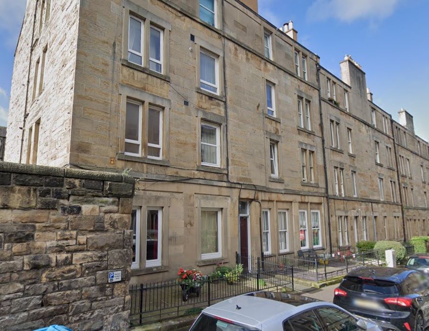 2 bed flat to rent in Cathcart Place, Dalry, Edinburgh EH11, £1,350 pcm