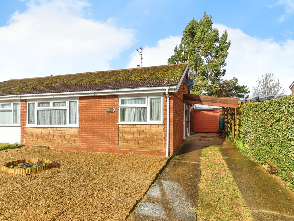 2 bed semidetached bungalow for sale in Manor Way, Deeping St. James