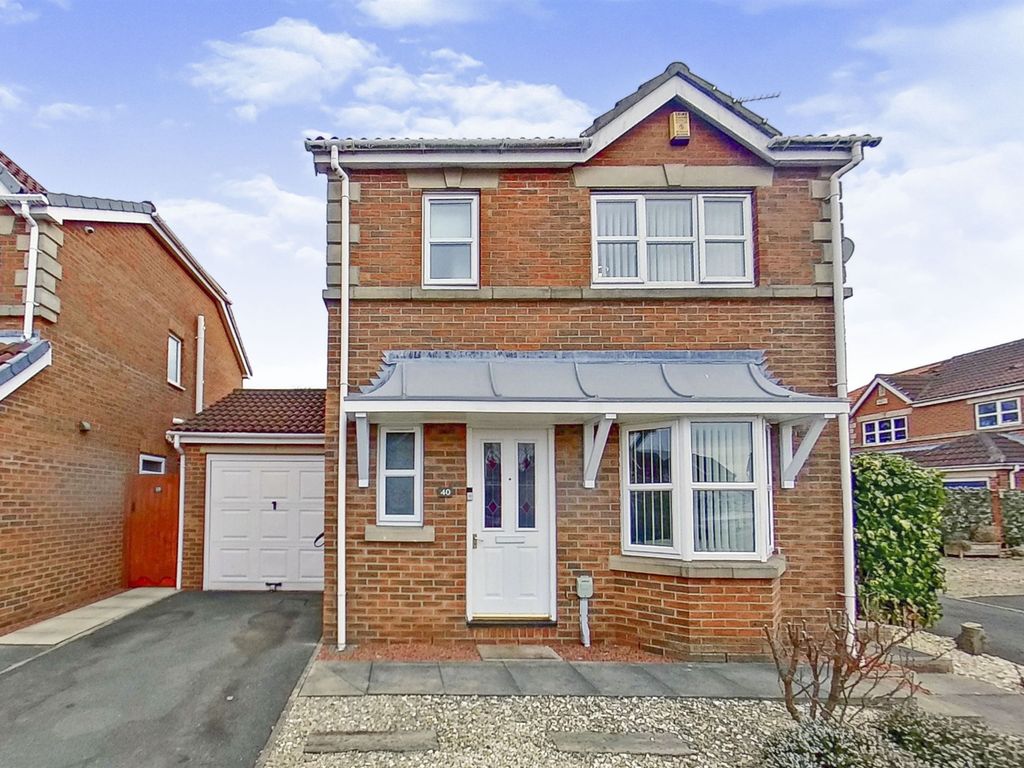 3 bed detached house for sale in Raleigh Drive, Victoria Dock, Hull HU9