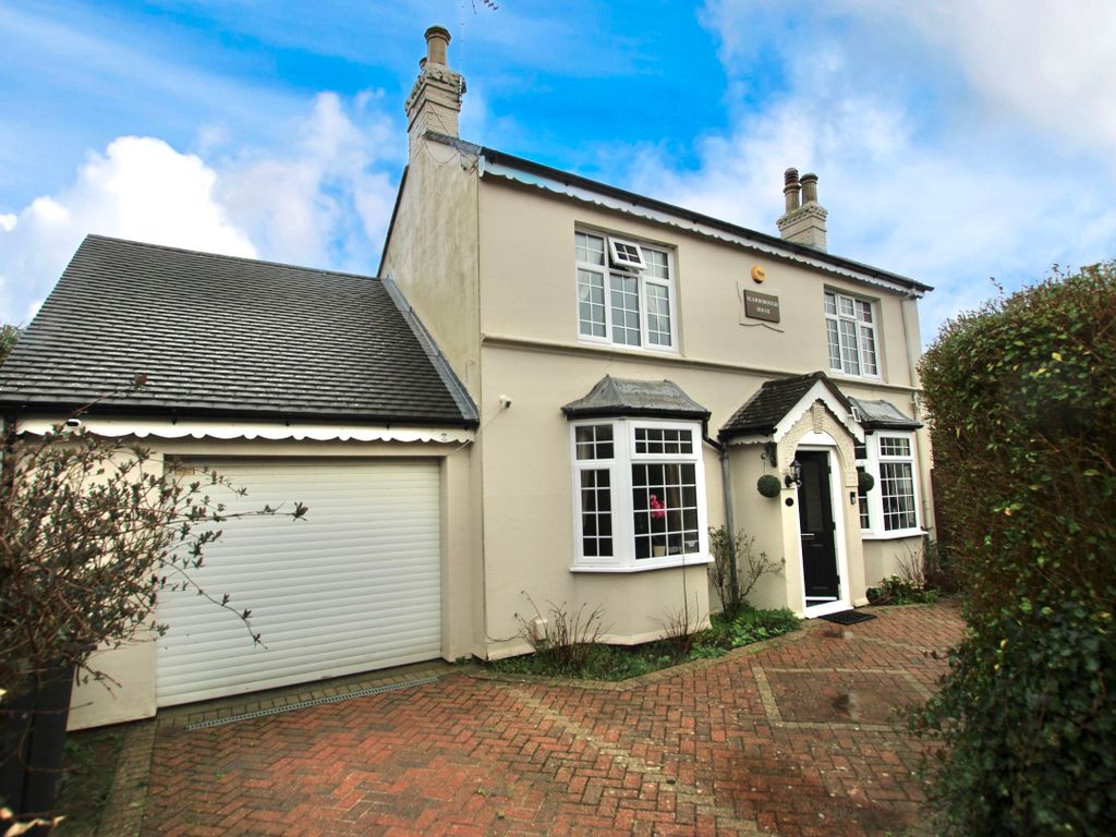 3 bed detached house for sale in Osborne Road, Willesborough, Ashford