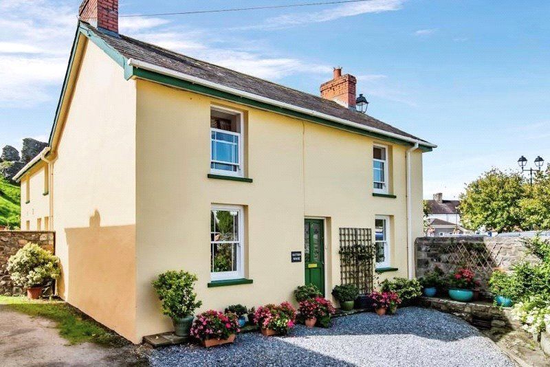 3 bed detached house for sale in Castle Street, Llandovery