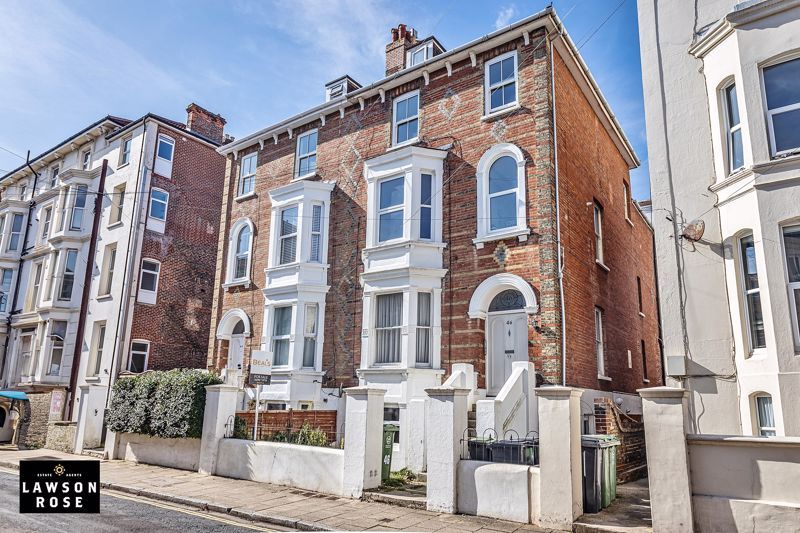 3 bed flat for sale in Shaftesbury Road, Southsea PO5, £240,000 Zoopla