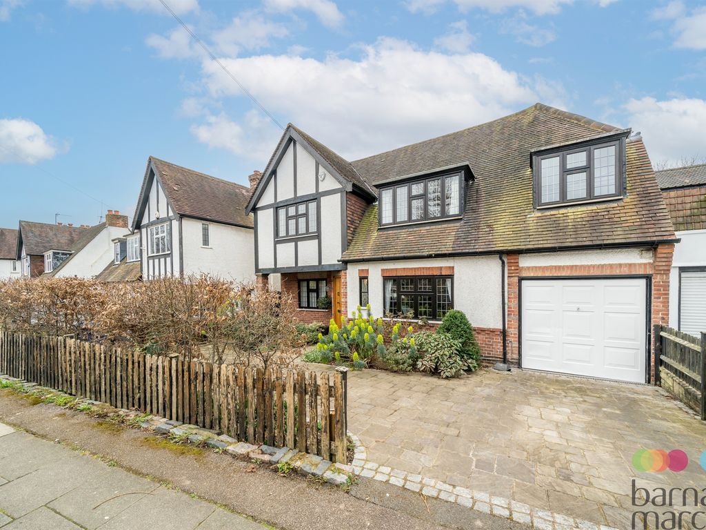 5 bed detached house for sale in Friary Road, London N12 Zoopla
