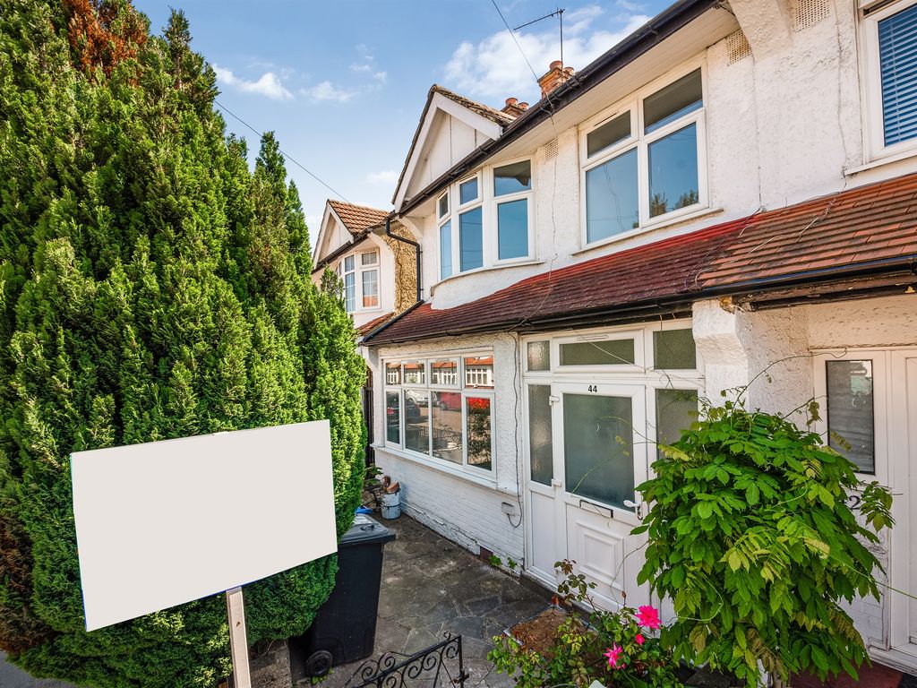 4 bed end terrace house for sale in Warlingham Road, Thornton Heath CR7
