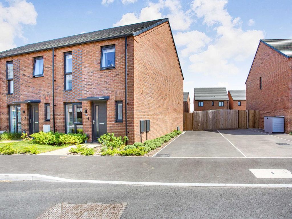 3 bed end terrace house for sale in Kings Wall Drive, Newport, Newport