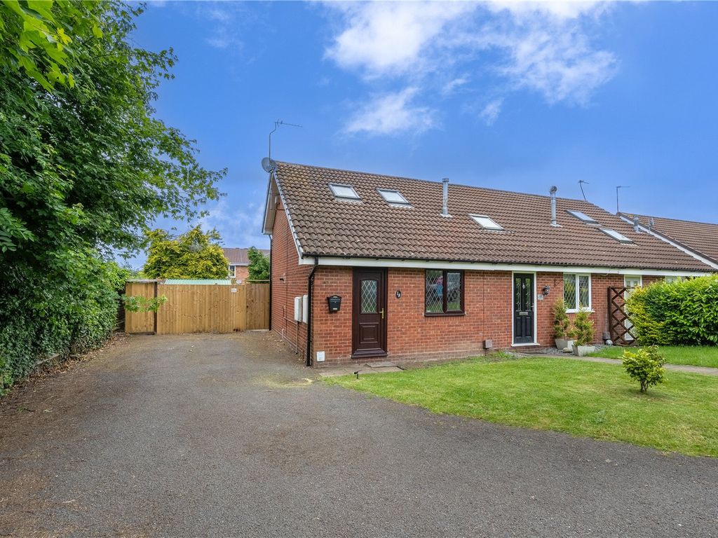 1 bed bungalow for sale in Grasmere Avenue, Perton, Wolverhampton