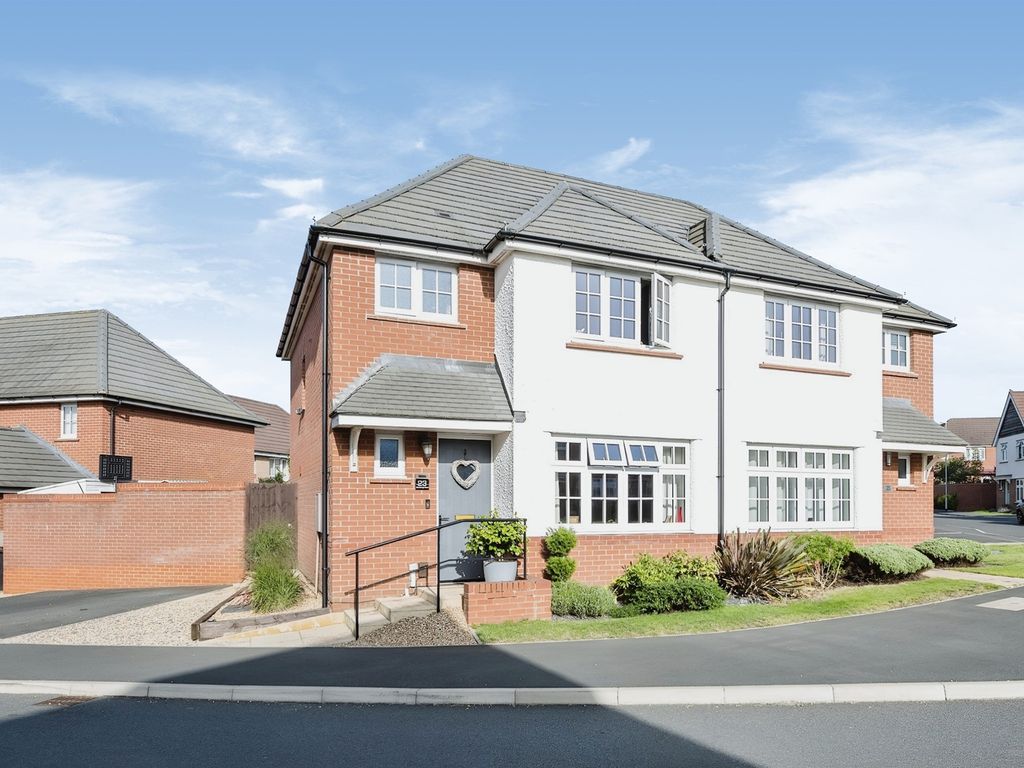 3 bed semidetached house for sale in Moorbridge Road, Moulton