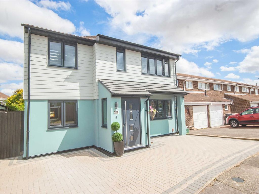 5 bed linkdetached house for sale in Petunia Crescent, Springfield