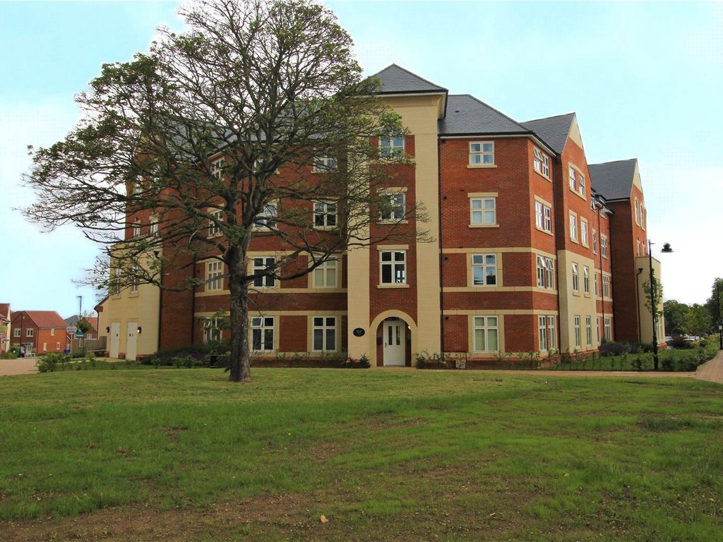 2 bed flat for sale in Burke Place, Wellesley, Aldershot GU11 Zoopla