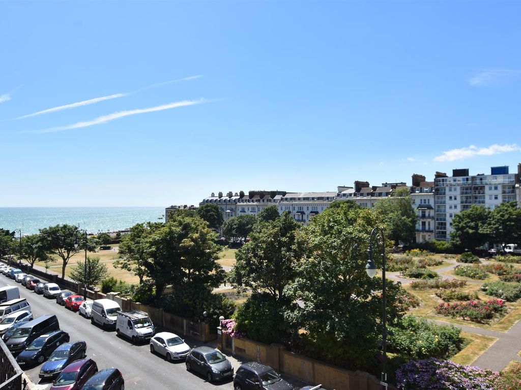 2 bed flat for sale in Warrior Square, St. LeonardsOnSea TN37 Zoopla