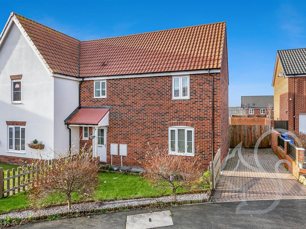 3 bed semidetached house for sale in Grace Farrant Road, Great Cornard