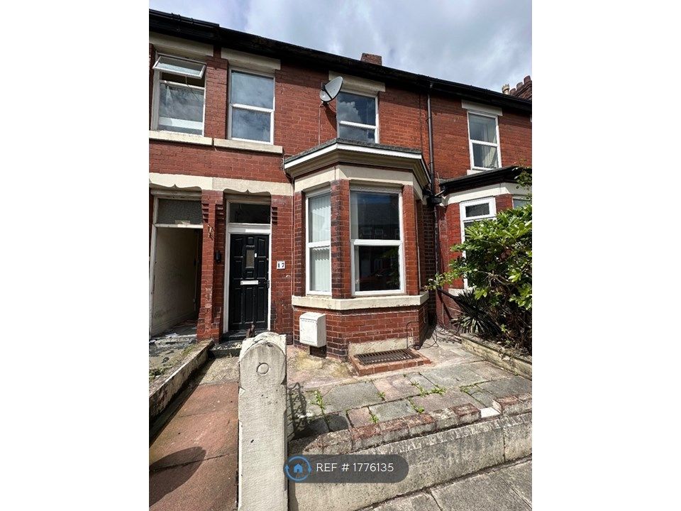 7 bed semidetached house to rent in Pembroke Street, Salford M6 Zoopla