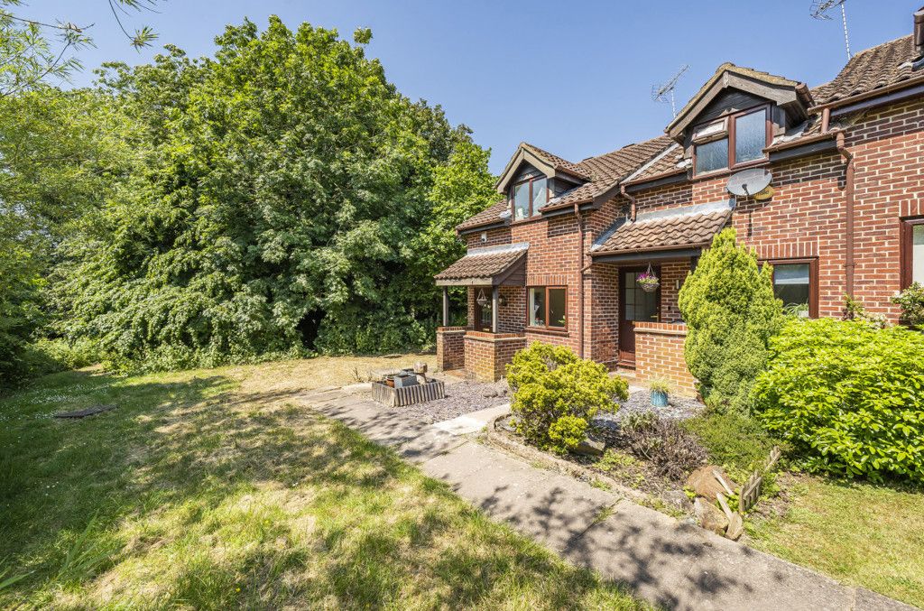 1 bed terraced house for sale in Hilmanton, Lower Earley, Reading RG6