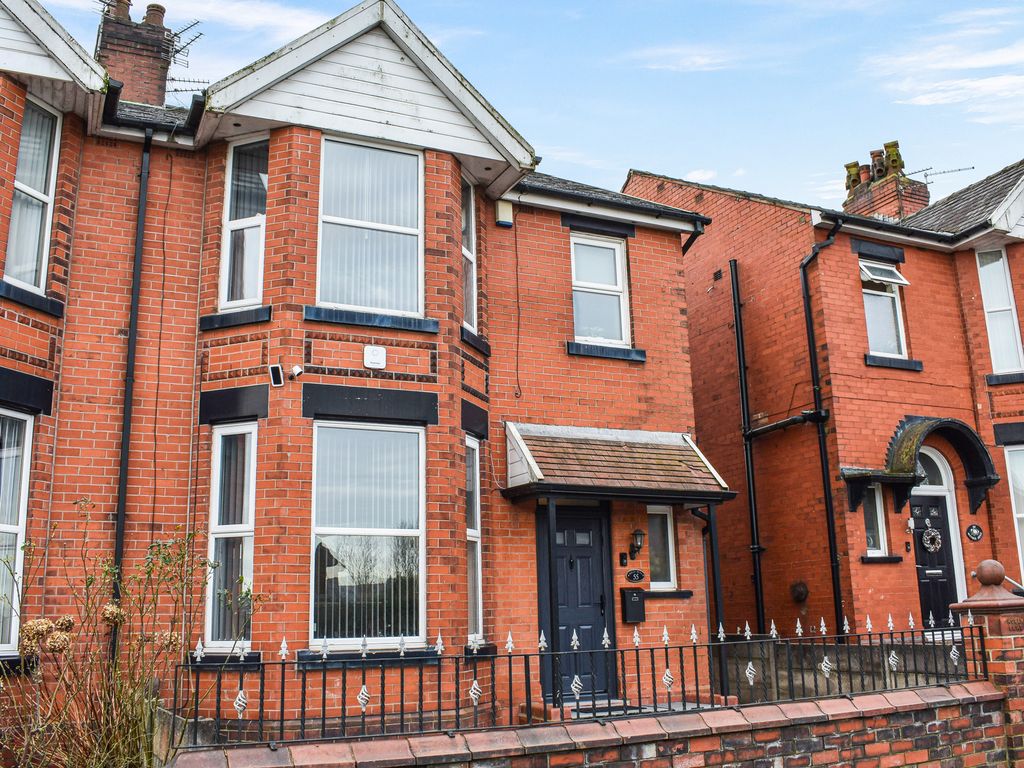 3 bed semidetached house for sale in Lever Edge Lane, Great Lever