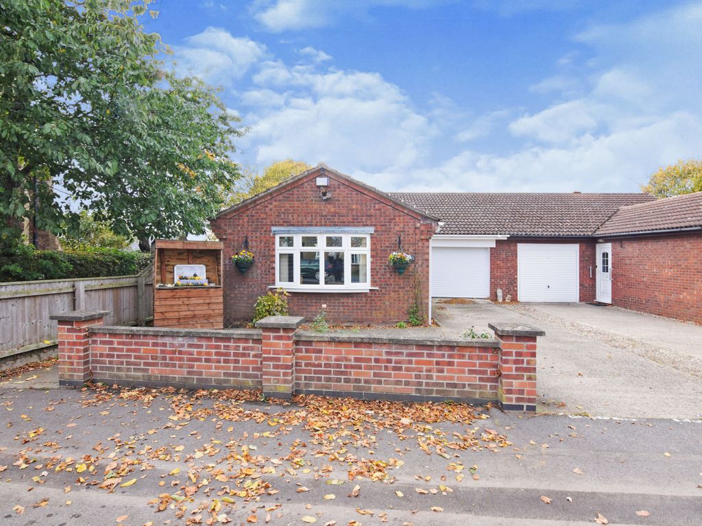 2 bed detached bungalow for sale in The Avenue, March PE15, £335,000