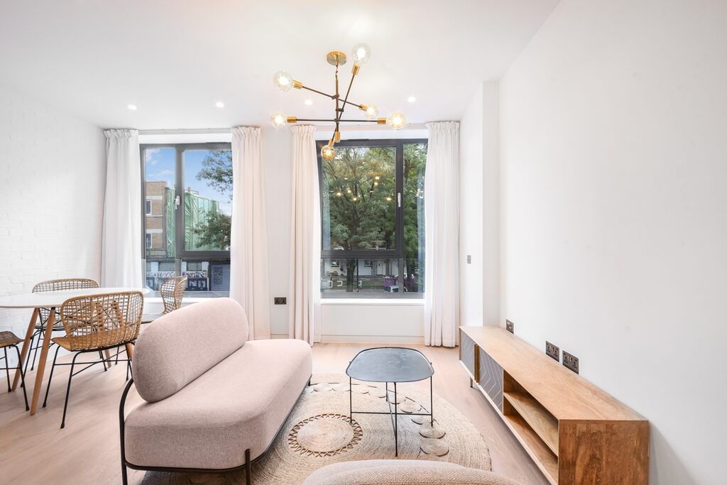1 bed flat for sale in Hackney Road, London E2, £525,000 Zoopla