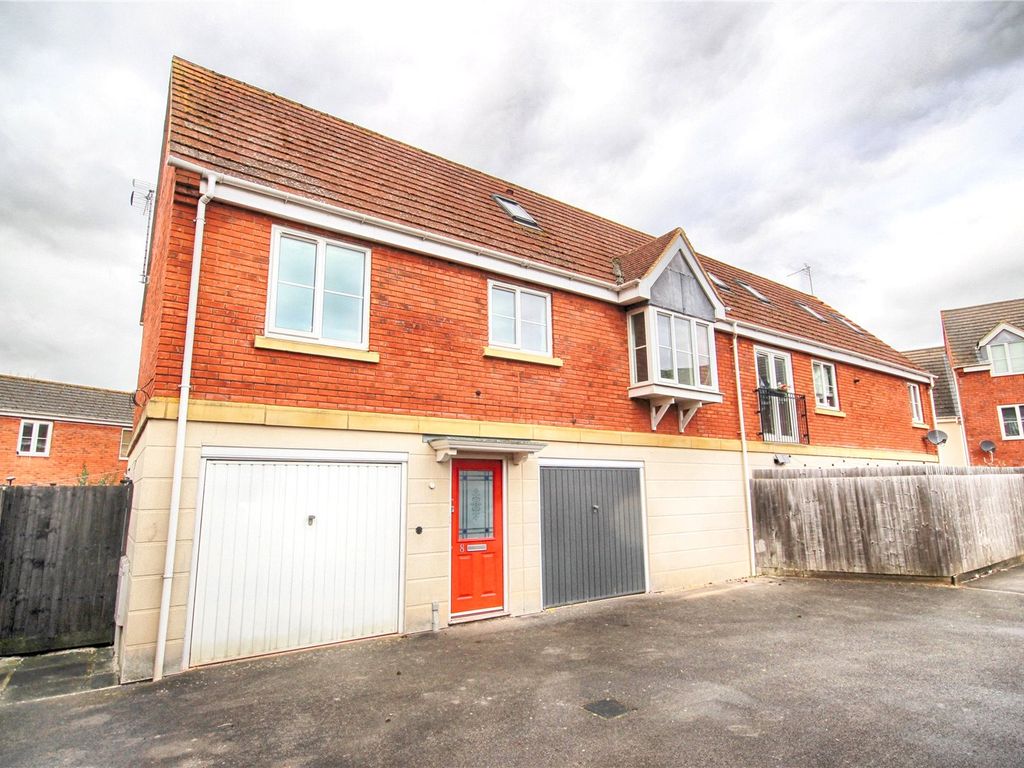 3 bed detached house for sale in Siskin Drive, Hayden, Cheltenham