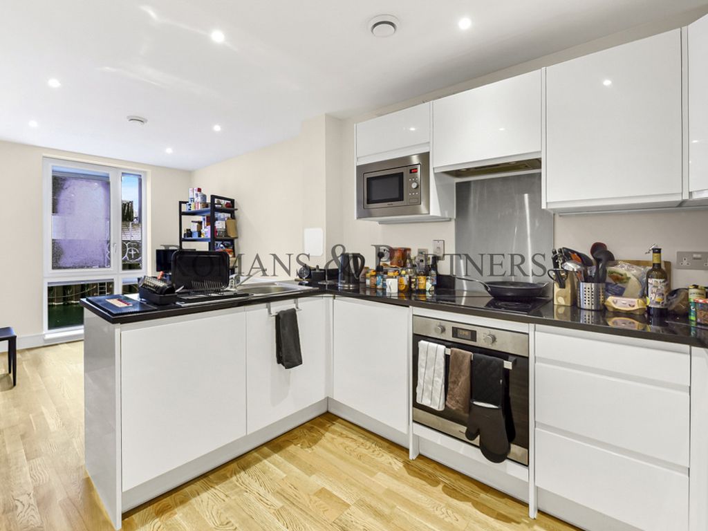 3 bed flat for sale in Elite House, Limehouse E14, £625,000 Zoopla
