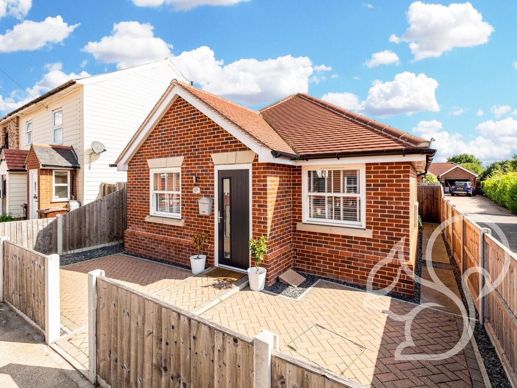 2 bed detached bungalow for sale in Nayland Road, Mile End, Colchester