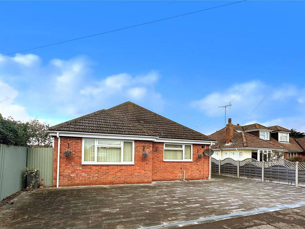 2 bed bungalow for sale in Glenville Road, Rustington, Littlehampton