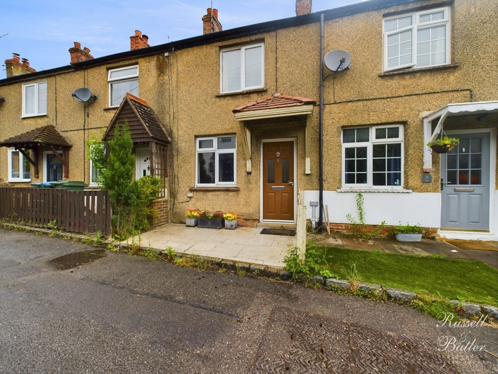 2 bed cottage for sale in Chapel Lane, Akeley, Buckingham MK18, £