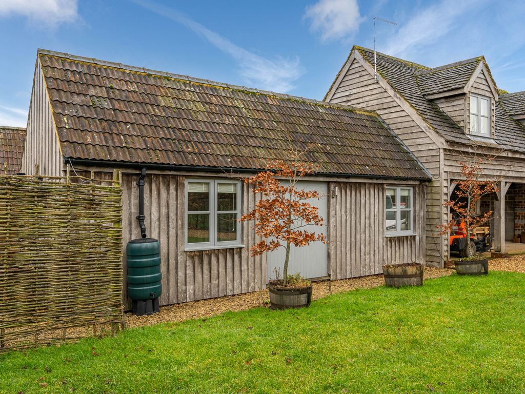 Studio to rent in Startley, Chippenham SN15 Zoopla