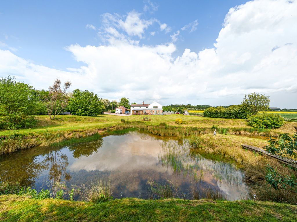 5 bed detached house for sale in Catchwater Bank, Stickford PE22 Zoopla