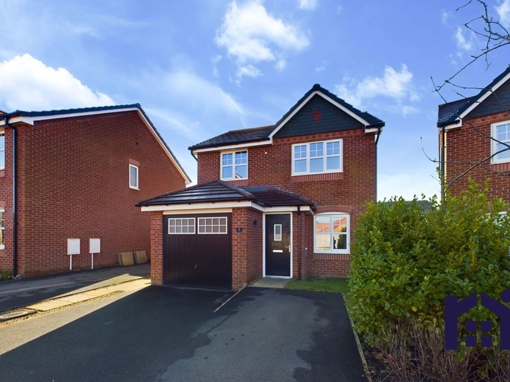 3 bed detached house for sale in Foundry Close, Leyland PR25, £236,000