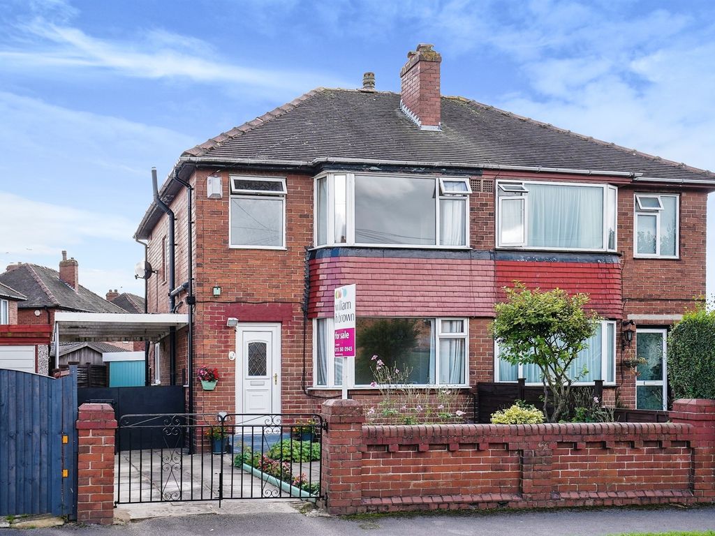 3 bed semidetached house for sale in Pendas Drive, Crossgates, Leeds