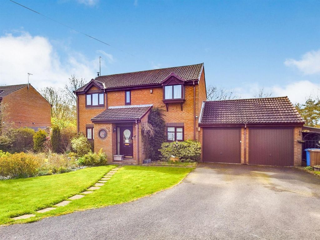 4 bed detached house for sale in South Parade, Leven, Beverley HU17